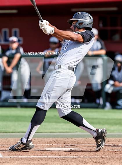 Thumbnail 3 in Stockdale @ Buchanan (CIF Central Section D1 Semifinal) photogallery.
