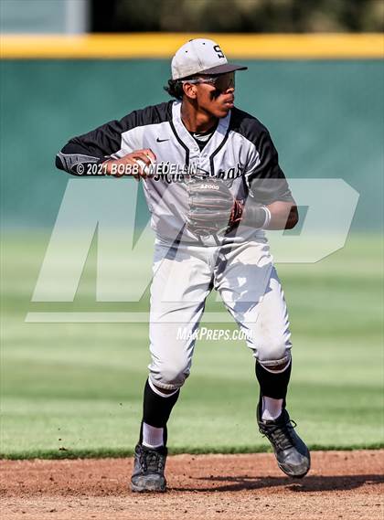 Thumbnail 1 in Stockdale @ Buchanan (CIF Central Section D1 Semifinal) photogallery.