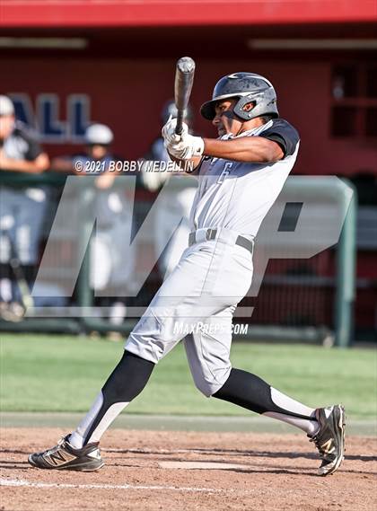 Thumbnail 2 in Stockdale @ Buchanan (CIF Central Section D1 Semifinal) photogallery.