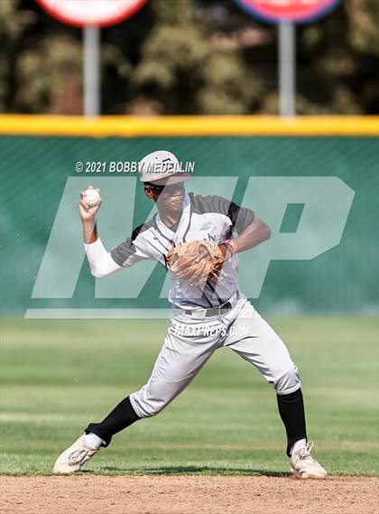 Thumbnail 2 in Stockdale @ Buchanan (CIF Central Section D1 Semifinal) photogallery.