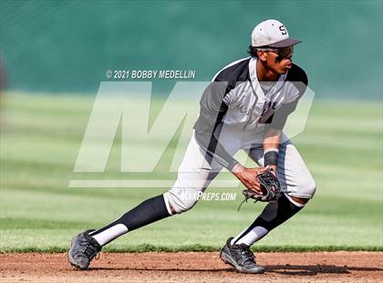Thumbnail 3 in Stockdale @ Buchanan (CIF Central Section D1 Semifinal) photogallery.
