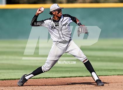 Thumbnail 2 in Stockdale @ Buchanan (CIF Central Section D1 Semifinal) photogallery.