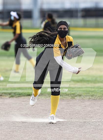 Thumbnail 1 in Davis @ Lathrop photogallery.