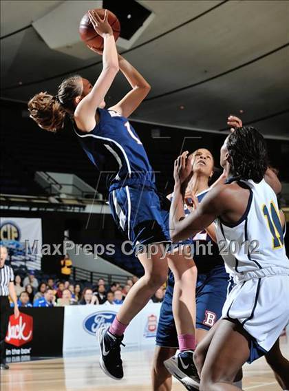 Thumbnail 2 in Campbell Hall vs. Brentwood School (CIF SS D4A Final) photogallery.
