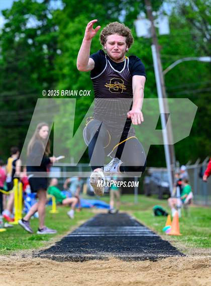 Thumbnail 3 in 3A District Track Meet @ Mountain Home photogallery.