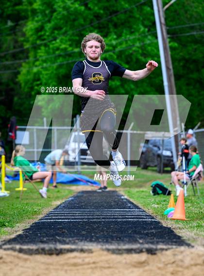 Thumbnail 2 in 3A District Track Meet @ Mountain Home photogallery.