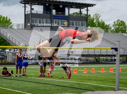 Thumbnail 3 in 3A District Track Meet @ Mountain Home photogallery.