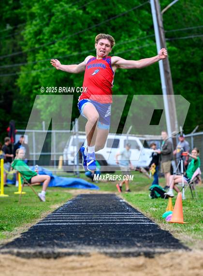 Thumbnail 3 in 3A District Track Meet @ Mountain Home photogallery.