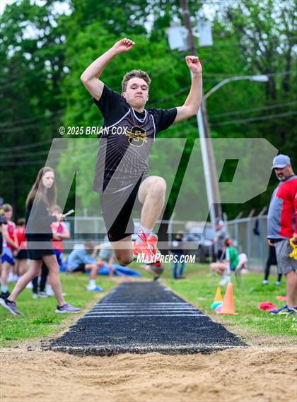 Thumbnail 1 in 3A District Track Meet @ Mountain Home photogallery.