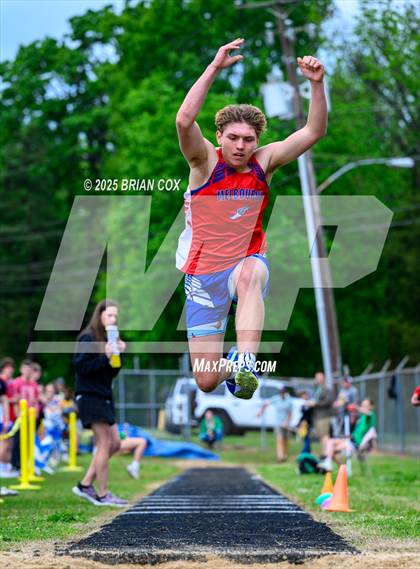 Thumbnail 1 in 3A District Track Meet @ Mountain Home photogallery.