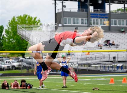 Thumbnail 2 in 3A District Track Meet @ Mountain Home photogallery.