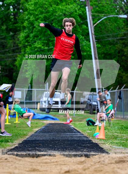 Thumbnail 2 in 3A District Track Meet @ Mountain Home photogallery.