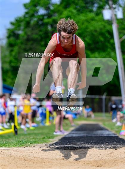 Thumbnail 2 in 3A District Track Meet @ Mountain Home photogallery.