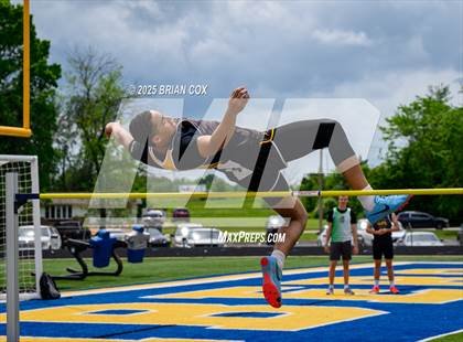 Thumbnail 3 in 3A District Track Meet @ Mountain Home photogallery.