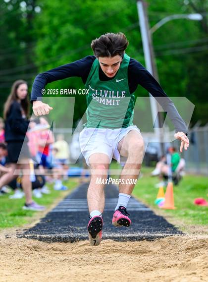 Thumbnail 1 in 3A District Track Meet @ Mountain Home photogallery.