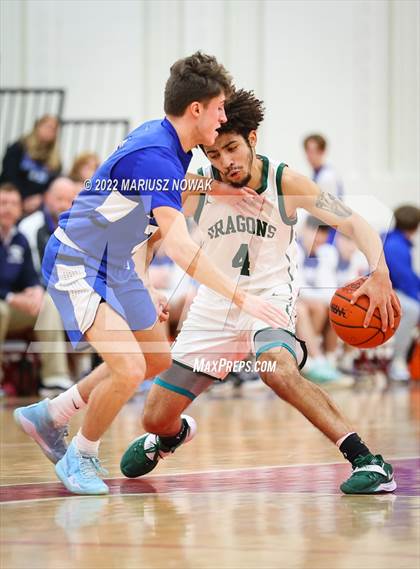 Thumbnail 2 in Utica Eisenhower vs Lake Orion (MHSAA District Semifinal) photogallery.