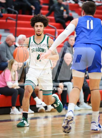 Thumbnail 1 in Utica Eisenhower vs Lake Orion (MHSAA District Semifinal) photogallery.