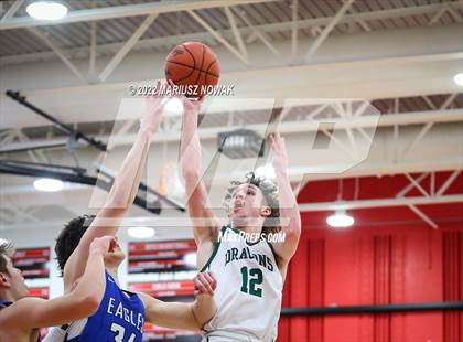 Thumbnail 3 in Utica Eisenhower vs Lake Orion (MHSAA District Semifinal) photogallery.