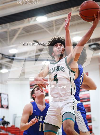 Thumbnail 1 in Utica Eisenhower vs Lake Orion (MHSAA District Semifinal) photogallery.