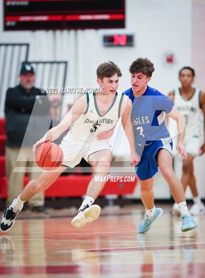 Thumbnail 1 in Utica Eisenhower vs Lake Orion (MHSAA District Semifinal) photogallery.