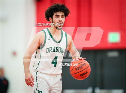 Thumbnail 1 in Utica Eisenhower vs Lake Orion (MHSAA District Semifinal) photogallery.