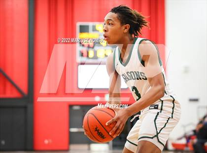 Thumbnail 2 in Utica Eisenhower vs Lake Orion (MHSAA District Semifinal) photogallery.