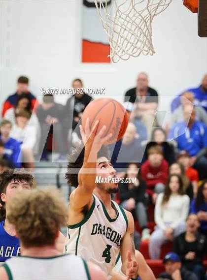 Thumbnail 2 in Utica Eisenhower vs Lake Orion (MHSAA District Semifinal) photogallery.