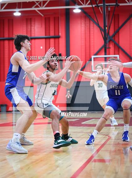 Thumbnail 3 in Utica Eisenhower vs Lake Orion (MHSAA District Semifinal) photogallery.