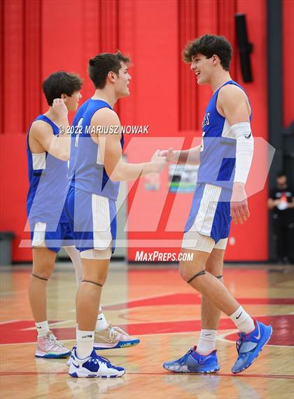Thumbnail 3 in Utica Eisenhower vs Lake Orion (MHSAA District Semifinal) photogallery.