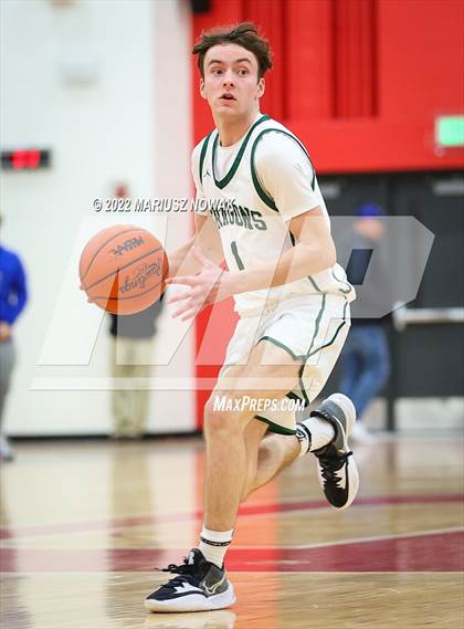 Thumbnail 1 in Utica Eisenhower vs Lake Orion (MHSAA District Semifinal) photogallery.