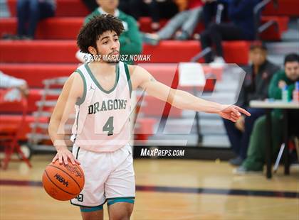 Thumbnail 3 in Utica Eisenhower vs Lake Orion (MHSAA District Semifinal) photogallery.