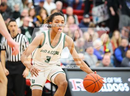 Thumbnail 3 in Utica Eisenhower vs Lake Orion (MHSAA District Semifinal) photogallery.