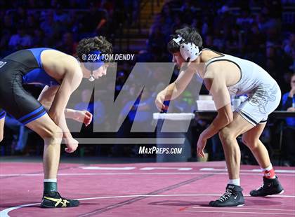 Thumbnail 2 in UIL 5A Championship Finals 106-144lb photogallery.