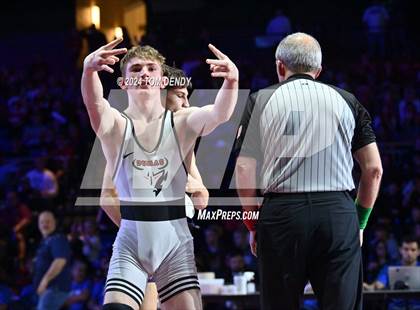 Thumbnail 3 in UIL 5A Championship Finals 106-144lb photogallery.