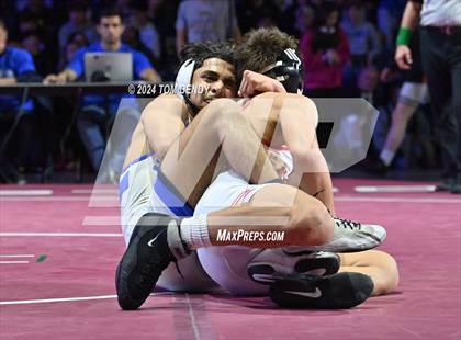 Thumbnail 3 in UIL 5A Championship Finals 106-144lb photogallery.