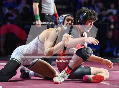 Thumbnail 3 in UIL 5A Championship Finals 106-144lb photogallery.