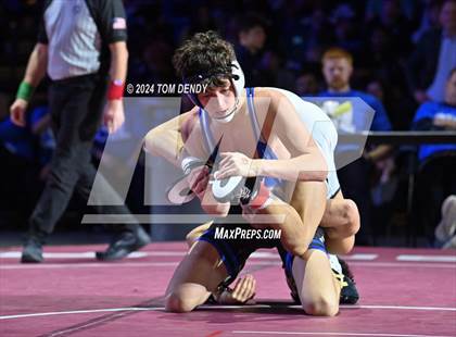 Thumbnail 1 in UIL 5A Championship Finals 106-144lb photogallery.