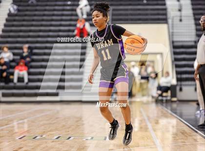 Thumbnail 3 in Sprayberry vs. Hiram (1st Annual Sprayberry Thanksgiving Classic Final) photogallery.