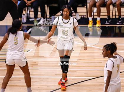 Thumbnail 1 in Sprayberry vs. Hiram (1st Annual Sprayberry Thanksgiving Classic Final) photogallery.