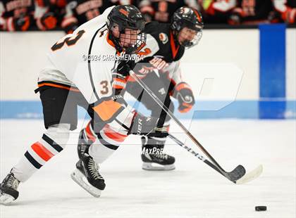 Thumbnail 3 in Brother Rice @ Houghton photogallery.