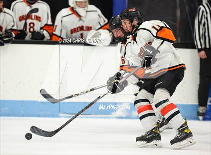 Thumbnail 1 in Brother Rice @ Houghton photogallery.