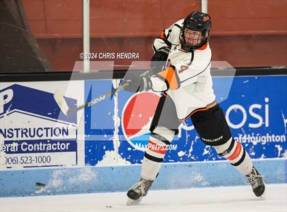 Thumbnail 3 in Brother Rice @ Houghton photogallery.