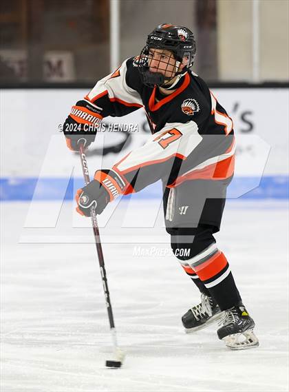 Thumbnail 2 in Brother Rice @ Houghton photogallery.