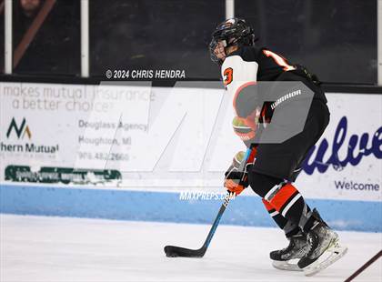 Thumbnail 2 in Brother Rice @ Houghton photogallery.