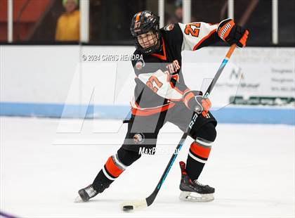Thumbnail 1 in Brother Rice @ Houghton photogallery.