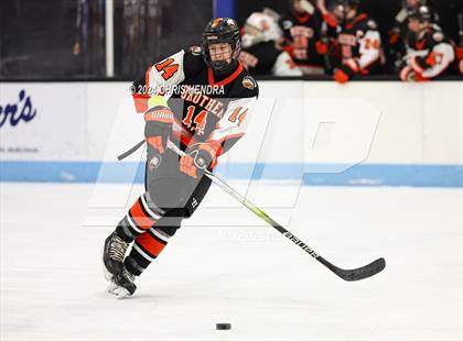 Thumbnail 1 in Brother Rice @ Houghton photogallery.