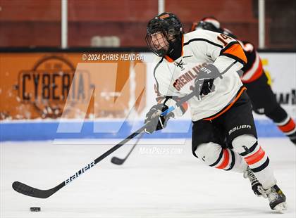 Thumbnail 1 in Brother Rice @ Houghton photogallery.