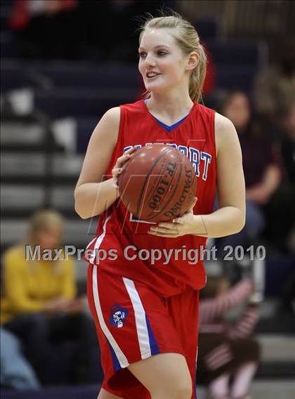 Thumbnail 1 in Monroe County Senior All-Star Game (Section 5) photogallery.