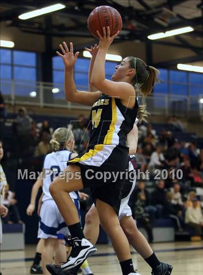Thumbnail 2 in Monroe County Senior All-Star Game (Section 5) photogallery.