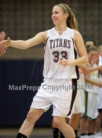 Thumbnail 3 in Monroe County Senior All-Star Game (Section 5) photogallery.